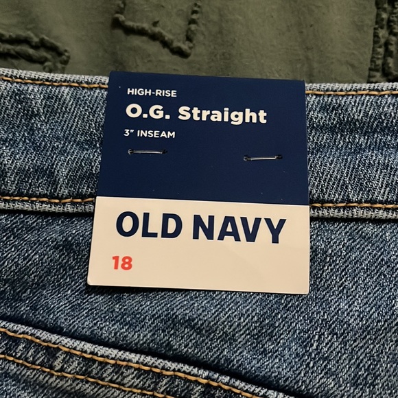 Brand new size 18 Old navy shorts - Picture 5 of 5